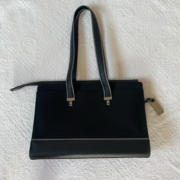 Tumi Black Laptop Bag with Sleek Professional Design - Picture 3 of 16